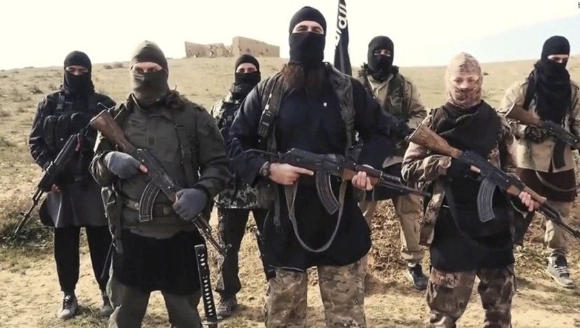 Dżihadyści  z ISIS pozują do zdjęcia