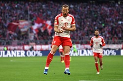 Harry Kane strzelił już 17 goli. Rekord Roberta Lewandowskiego zagrożony