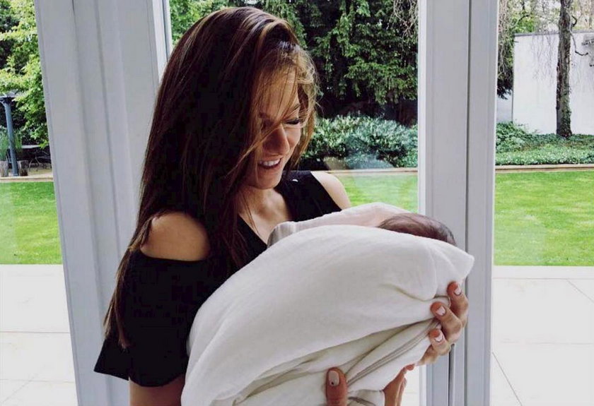 Anna Lewandowska miesiąc po porodzie. Zjawiskowa! Zdjęcie zachwyca