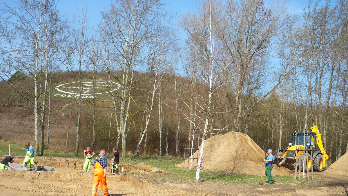 W Bydgoszczy za 447 tysięcy złotych powstaje wielopokoleniowy park zabaw i rekreacji. To będzie jedna z największych tego typu inwestycji w mieście.