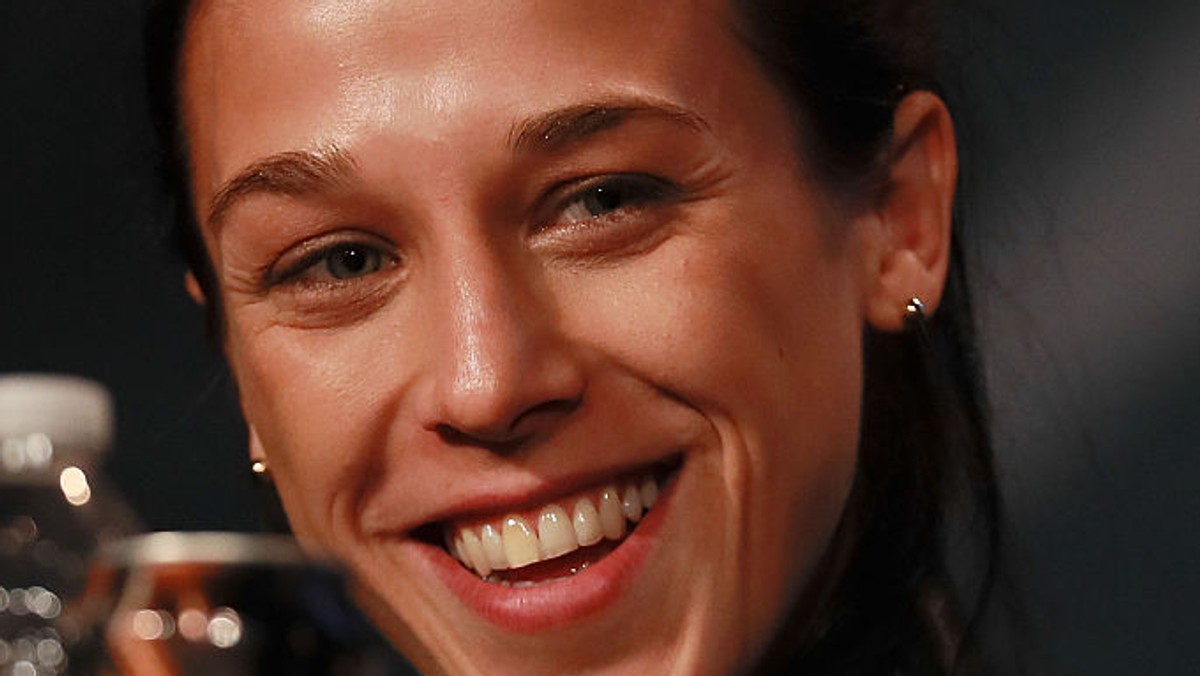 Joanna Jędrzejczyk przygotowuje się do walki o mistrzowski pas na gali UFC, w której jej przeciwniczką będzie Karolina Kowalkiewicz. Obrończyni tytułu trenuje bardzo mocno i chętnie chwali się tym w mediach społecznościowych.