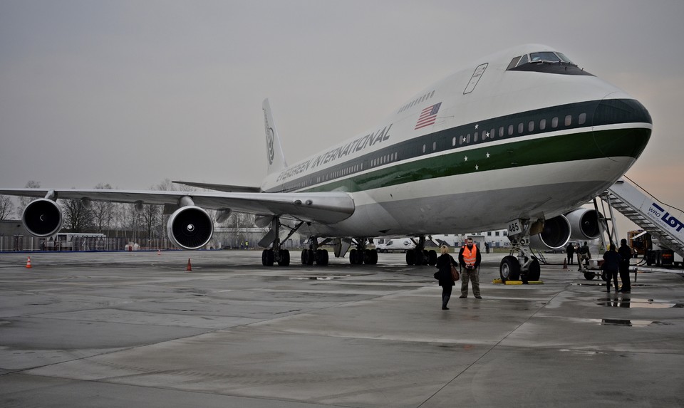 WROCŁAW JUMBO JET NA LOTNISKU STRACHOWICE