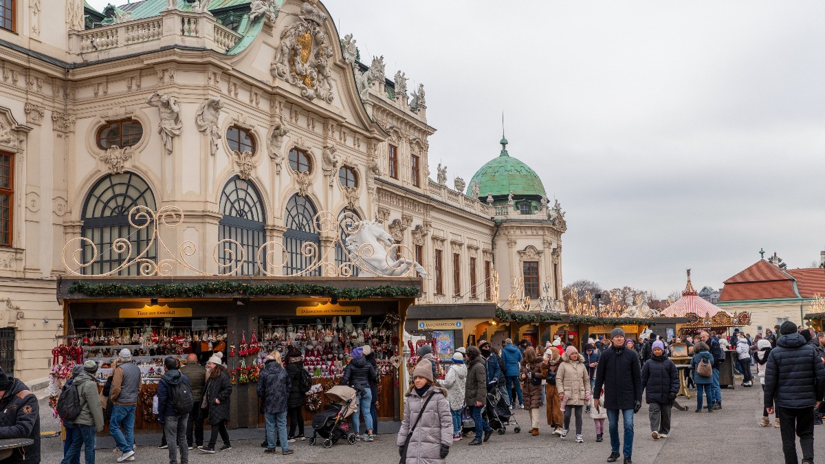 Unde să mergi în Europa în noiembrie. Orașele și insulele care atrag turiștii înainte de sărbătorile de iarnă