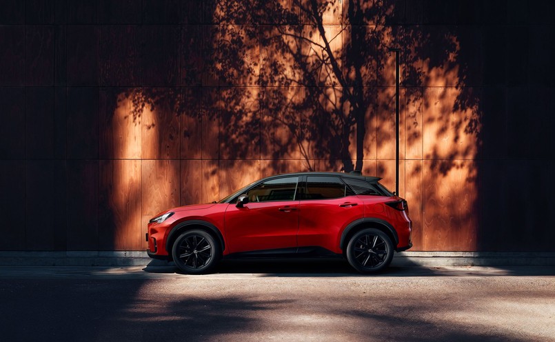 Lexus LBX Vibrant Edition