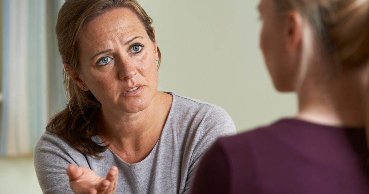 „Miałam osiem lat, gdy moim zadaniem stało się usypianie ojca”. Ukryta trauma Agaty