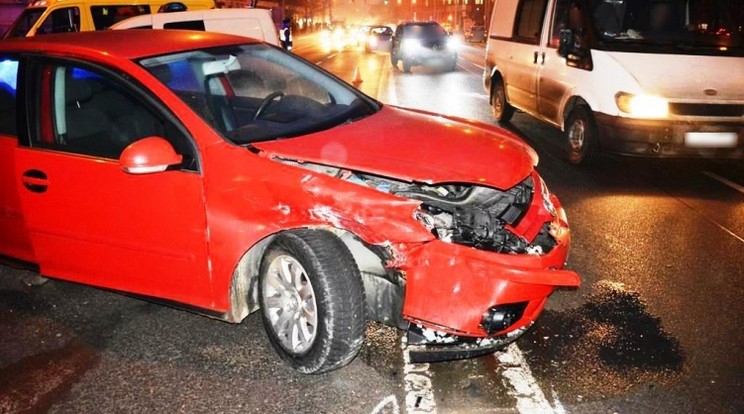 Egy nő vezette a kocsit / Fotó: Police.hu