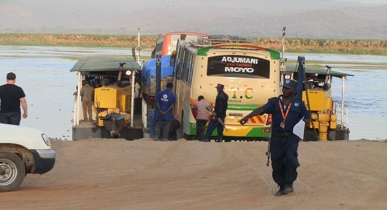 Ferry connecting Adjumani to Moyo