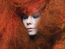 Björk rozłożona na czynniki pierwsze w nowym klipie