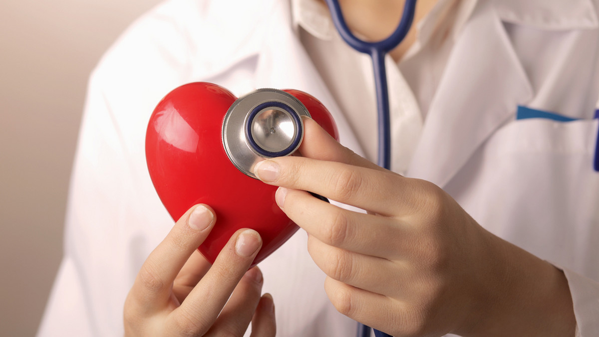 620 tys. osób w Wielkiej Brytanii ma wadliwy gen, który powoduje ryzyko nagłej śmierci - ostrzegła Brytyjska Fundacja Serca (British Heart Foundation). Większość osób nie jest świadoma defektu, przez co naraża się na choroby serca. Ich konsekwencją może być również atak i zawał.