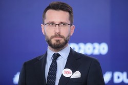 Fogiel: Lawinowy wzrost zachorowań może być przed nami