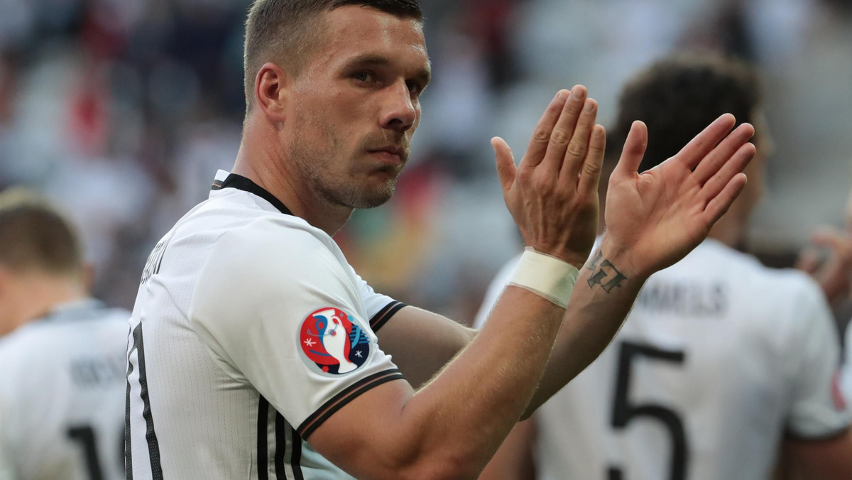 129 bramek i 48 goli - tak wygląda reprezentacyjny dorobek Lukasa Podolskiego. Na tym jednak jego przygoda w narodowych barwach się kończy. 31-latek z Gliwic o rozstaniu z kadrą poinformował poprzez wpis na Facebooku.