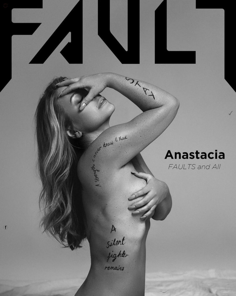 Anastacia na okładce "Fault Magazine" (2016)