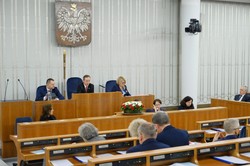 Senat zajmie się tarczą antykryzysową we wtorek. Będą specjalne środki ostrożności