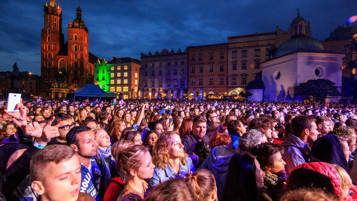 Krakowskie Granie, Klubowa Noc, Unsound Silent Disco, BulwAr(t) Sztuki, muzyczne warsztaty dla dzieci, norweski chór, koncert na wodzie oraz trzy balony i sto syren – przedstawiamy kolejne atrakcje Święta Muzyki, które 25 czerwca zawładnie Krakowem.