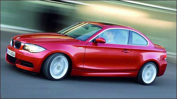 Nowe coupé BMW seria 1 - pierwsi zobaczyli Brytyjczycy (nowe fotografie)