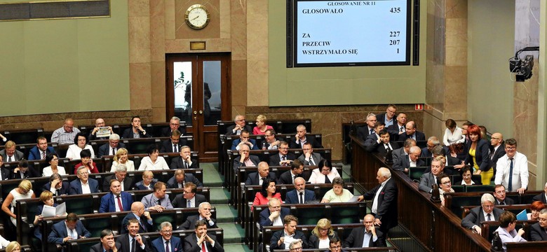 Zmiany we wstępie do budynków Sejmu? Jest nowe zarządzenie marszałka