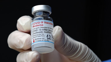 Szczepionek na koronawirusa nie przybędzie, jeśli odbierze się patenty ich producentom 