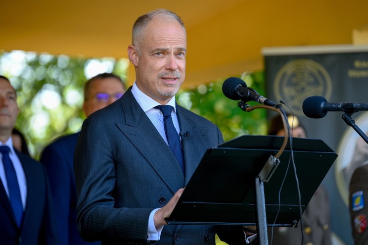 Szalay-Bobrovniczky Kristóf honvédelmi miniszternek szőlője is van borospincével, és nyaralója is / Fotó: MTI Czeglédi Zsolt