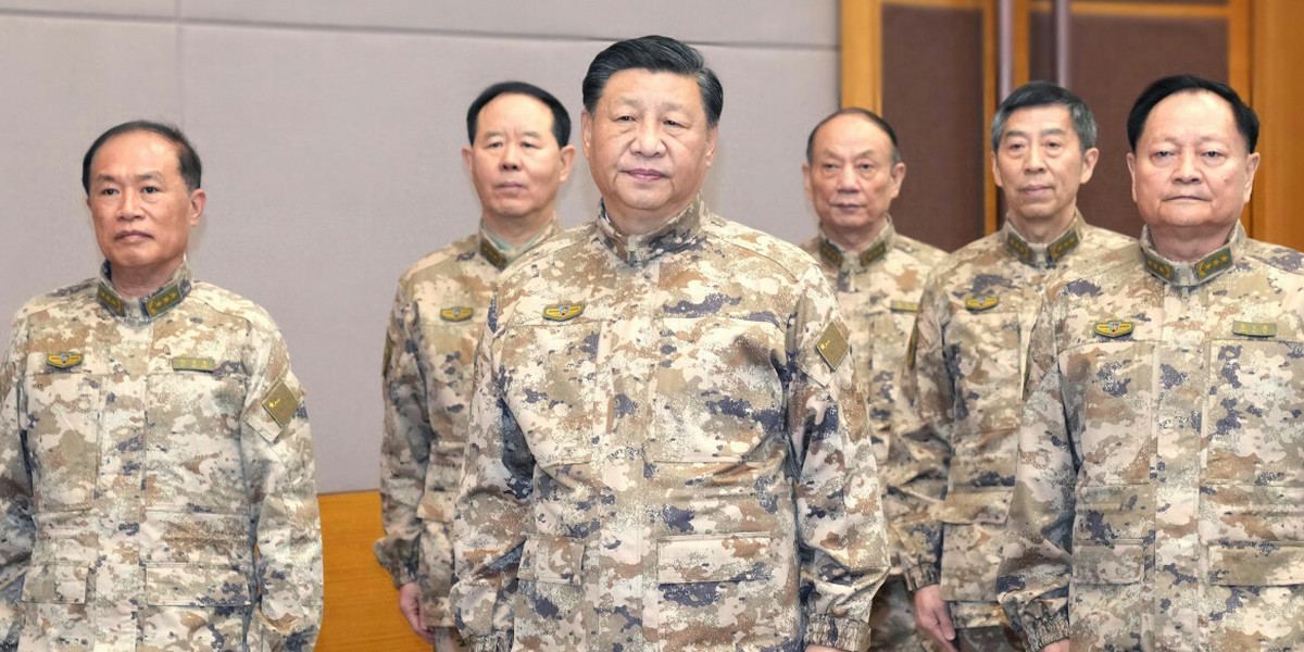 Xi Jinping z wizytą w wojskowym centrum dowodzenia