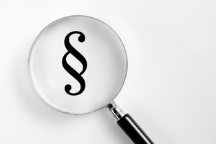 Urzędniczy absurd roku: Z czym muszą zmagać się Czesi w kontaktach z administracją?