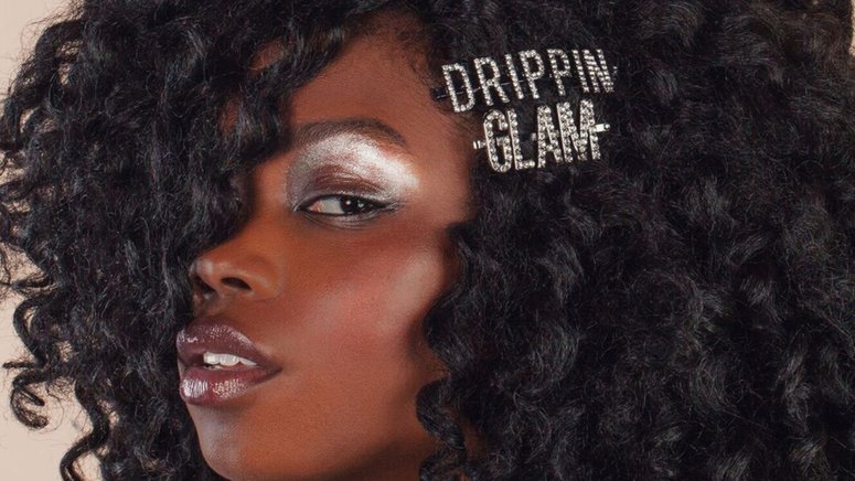 Graphic Hair Pins Are The Latest Beauty Trend You Need To Try