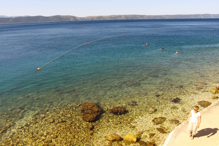 Urokliwe zakątki miasteczka Igranie leżącego na Wybrzeżu Makarskim na Chorwacji.