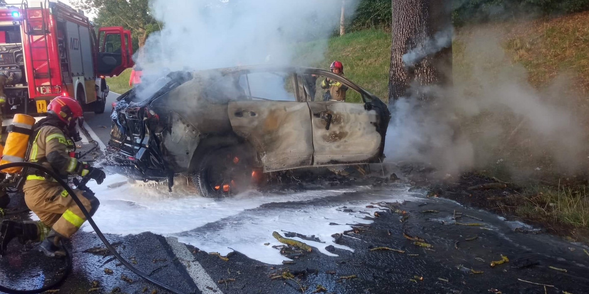Kierowca spłonął żywcem.