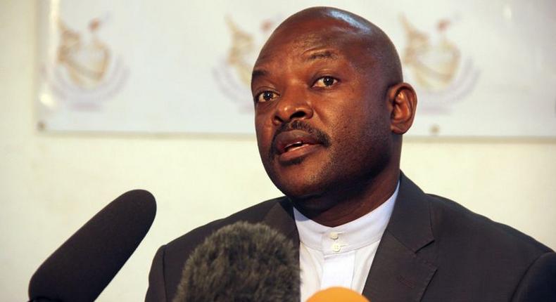 Burundian President Pierre Nkurunziza speaks to the media after he registered to run for a third five-year term in office, in the capital Bujumbura, May 8, 2015.   REUTERS/Jean Pierre Aime Harerimana