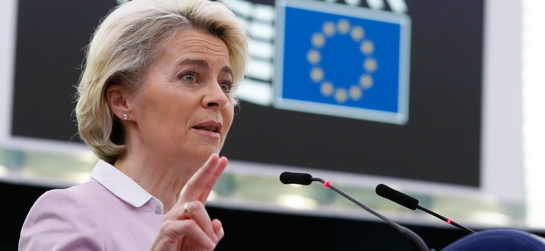 Jak wypłacić Polsce pieniądze, a nie rozwścieczyć liberałów