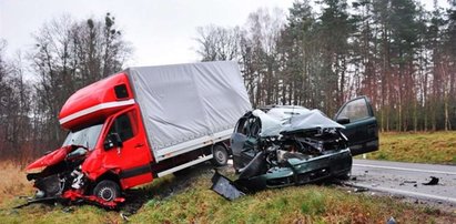 Dwa razy zderzył sie z mercedesem