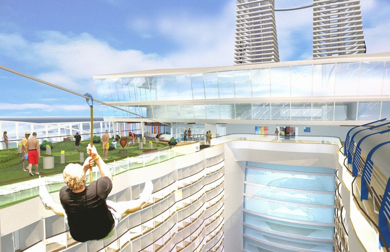 Na poszukiwaczy mocnych wrażeń czeka przejażdżka na linie nad pokładem