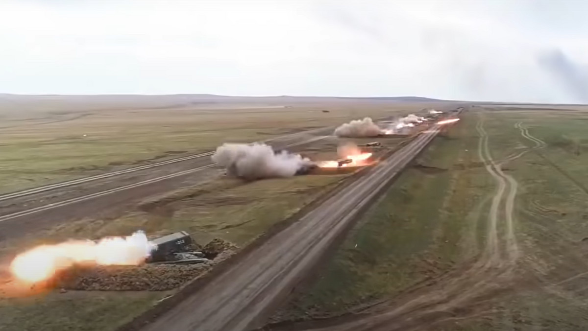 Rosja chwali się użyciem ciężkich miotaczy ognia w Ukrainie