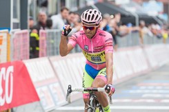 Alberto Contador oddał pamiątkowy rower na rzecz walki z koronawirusem