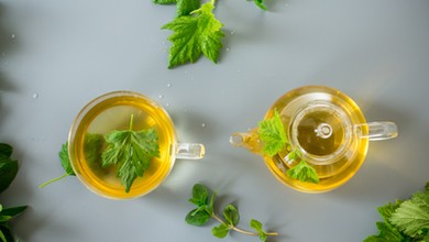 Czy herbata może wzmacniać kości? Nowe badania dają nadzieję starszym kobietom