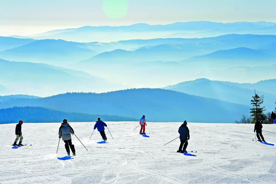 Jaworzyna Krynicka przygotowała ofertę nie tylko dla zaawansowanych narciarzy i snowboardzistów, lecz także dla tych początkujących.