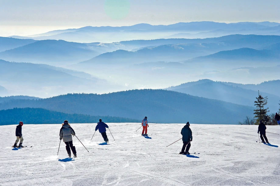 Jaworzyna Krynicka przygotowała ofertę nie tylko dla zaawansowanych narciarzy i snowboardzistów, lecz także dla tych początkujących.