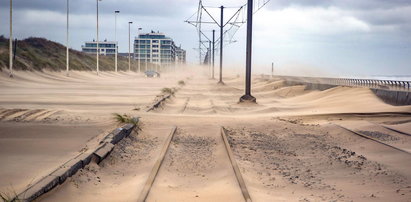 Sceny jak z apokalipsy! Miasta utonęły w piasku