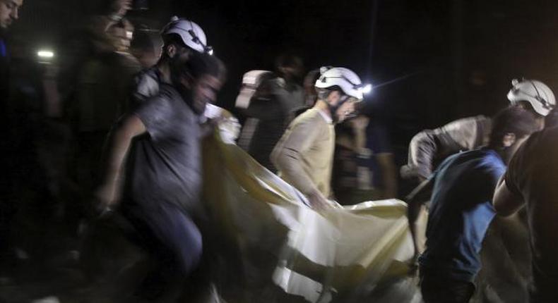 Air strikes on Aleppo hospital kill 20 - Observatory