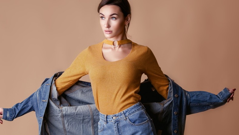 Wraca moda na styl lat 90. Zobacz, jak teraz nosić trendy sprzed lat