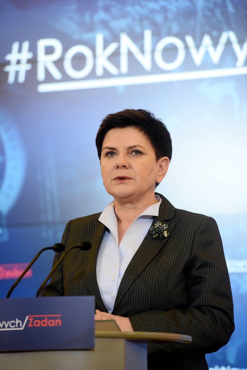 Szydło ma plan. Chodzi o broszkę