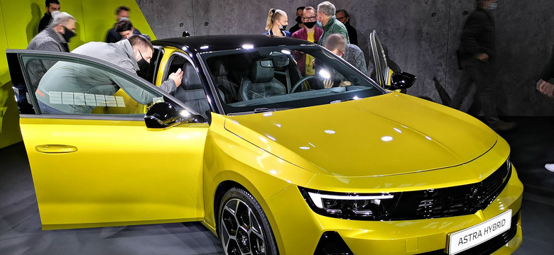 Nowy Opel Astra już w Polsce i nie tylko jest na czym oko zawiesić