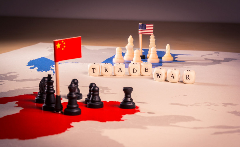 Jeżeli Ameryka podejmuje akcję, której celem jest naruszenie chińskich interesów, to ma to swoje konsekwencje, a my musimy się bronić – powiedziała rzeczniczka MSZ Chin Hua Chunying.