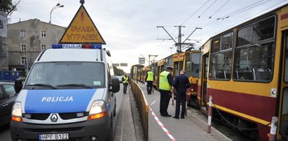 Nastolatka ciężko ranna. Przytrzasnęły ją drzwi w tramwaju