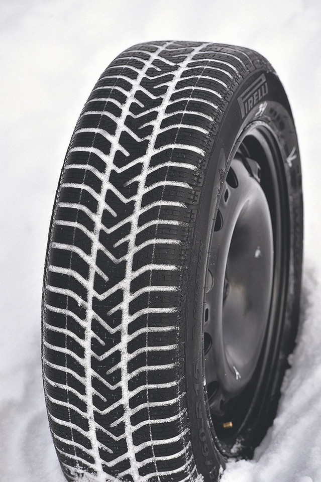 Pirelli
Winter Snowcontrol Serie 3 88 T
ok. 1134 zł/komplet