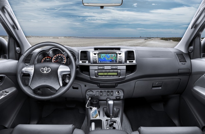 Toyota Hilux z nowym obliczem zadebiutuje na europejskich rynkach w końcu 2011 roku