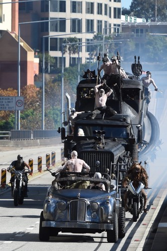 Ludzie Mad Maksa wjechali na ulice Sydney
