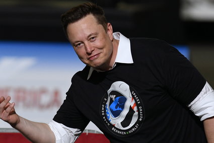 NASA chce wrócić na Księżyc. Ale klucze ma Elon Musk