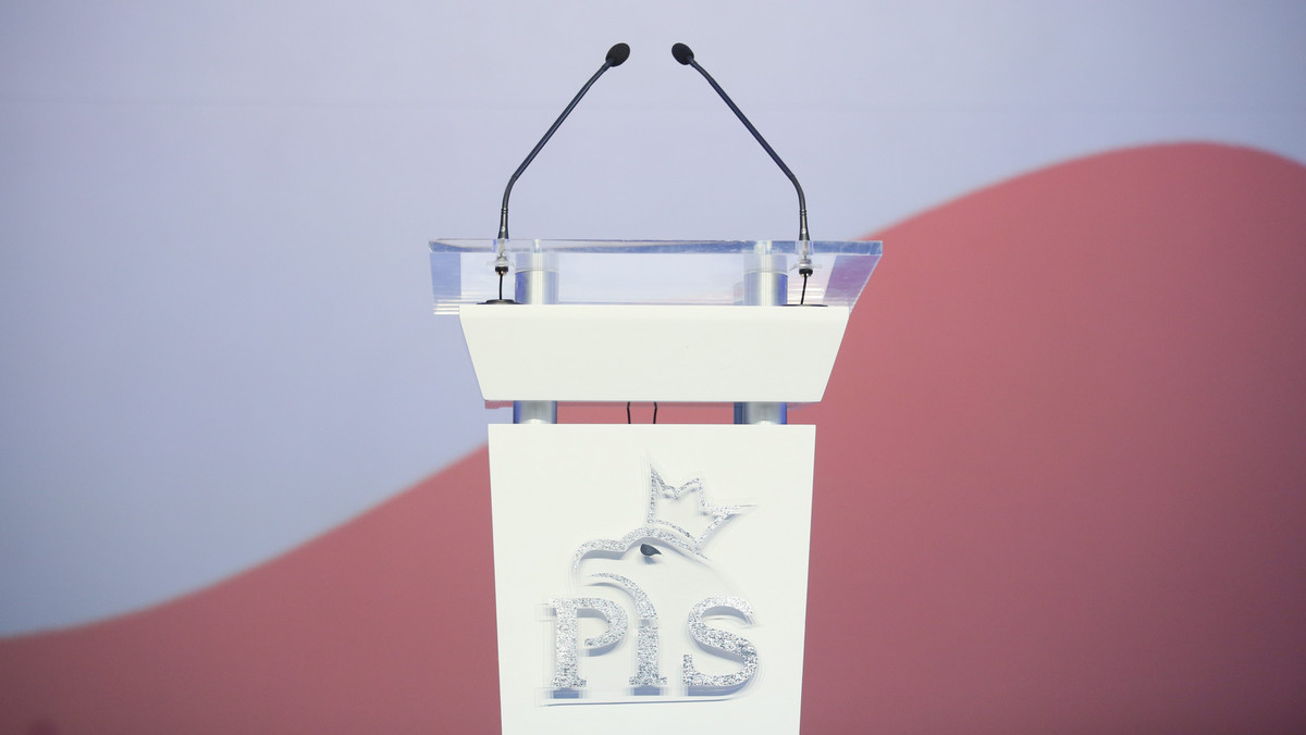 Na jutro na godz. 12.30 zaplanowano posiedzenie Komitetu Politycznego PiS - wynika z informacji Polskiej Agencji Prasowej uzyskanych w kierownictwie ugrupowania. Głównym tematem spotkania ma być kalendarz wyborczy oraz ewentualna rekonstrukcja rządu po wyborach do PE.