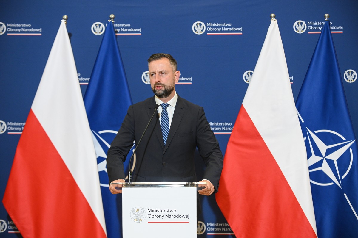 Szef MON chce integracji NATO. Polska gotowa do większych wydatków