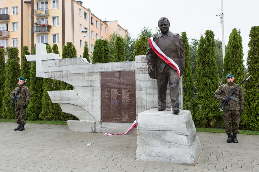 Pomnik Lecha Kaczyńskiego w Kraśniku